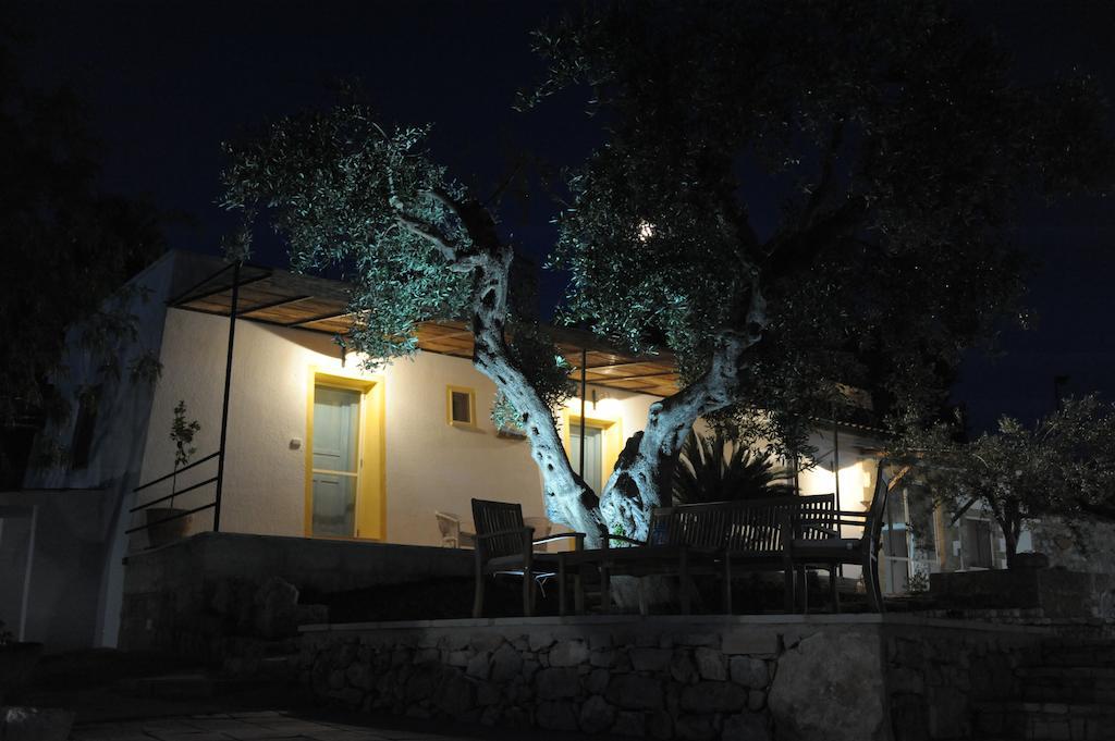Contrada Borgin Bed & Breakfast มารินาดิเปสโคลูเซ ภายนอก รูปภาพ